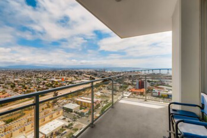 Image of Stunning 2 BR East Village Lux Bldg