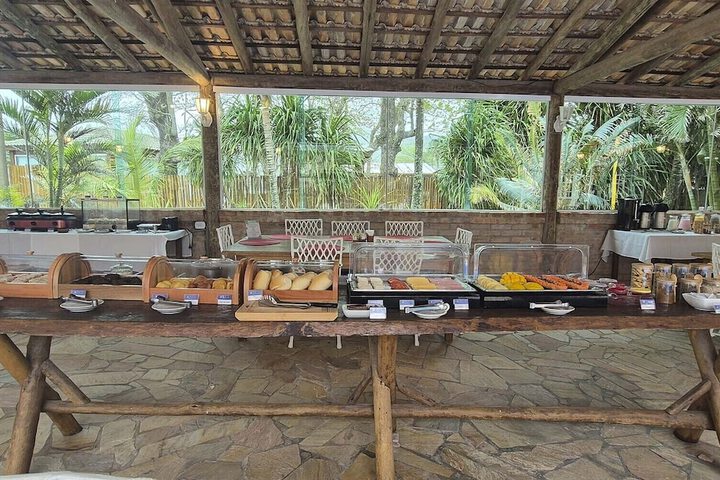 Breakfast/Coffee Service 18 of 40