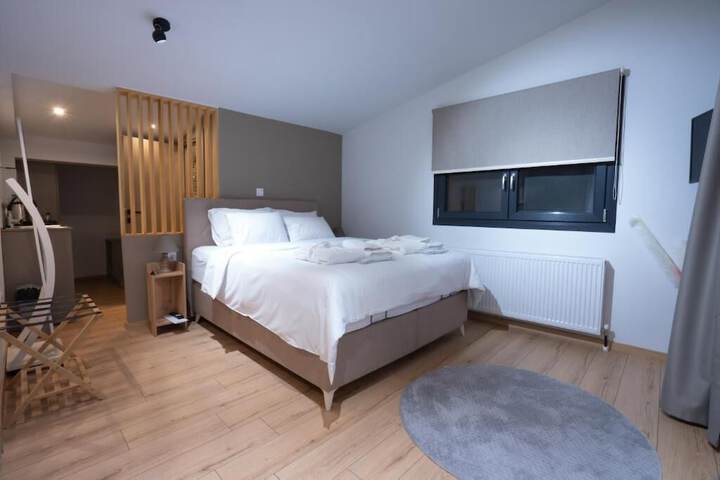 Room 5 of 22
