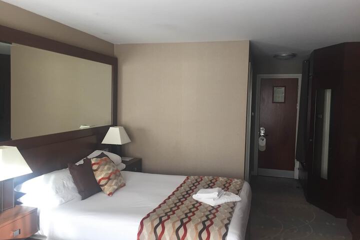 Room 9 of 71