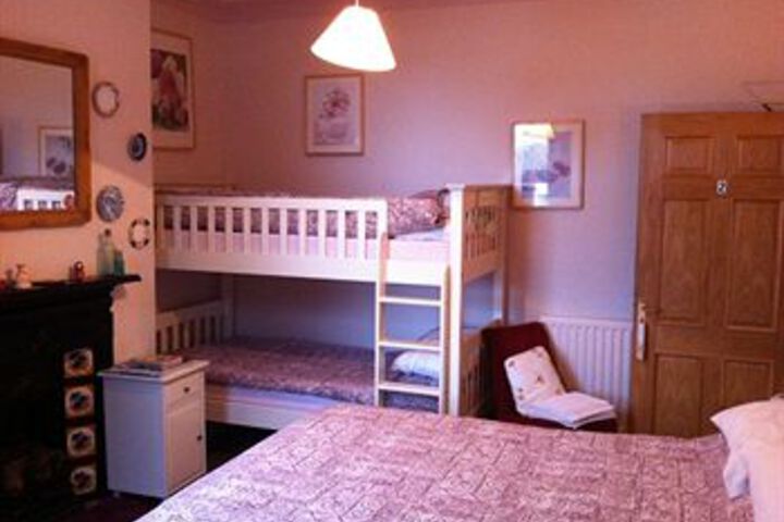 Room 9 of 14