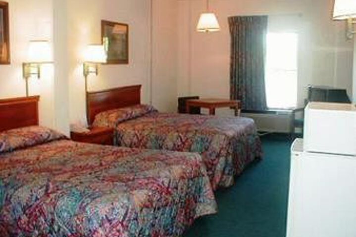 Room 11 of 34