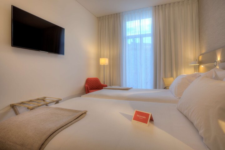 Room 20 of 64
