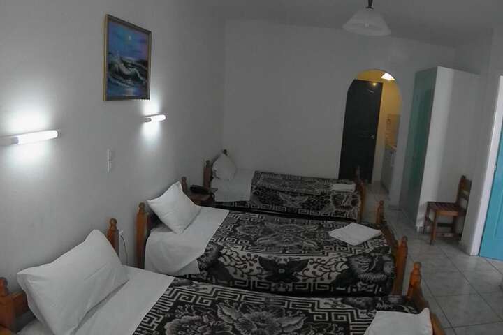 Room 28 of 52