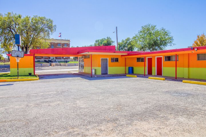 Property Grounds 42 of 44