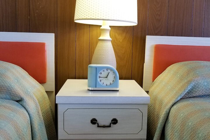 Room 6 of 43