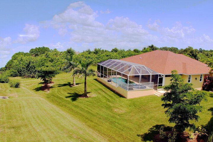 Property Grounds 23 of 26