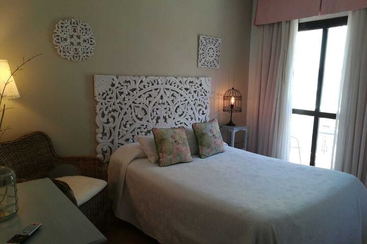 Room 6 of 37