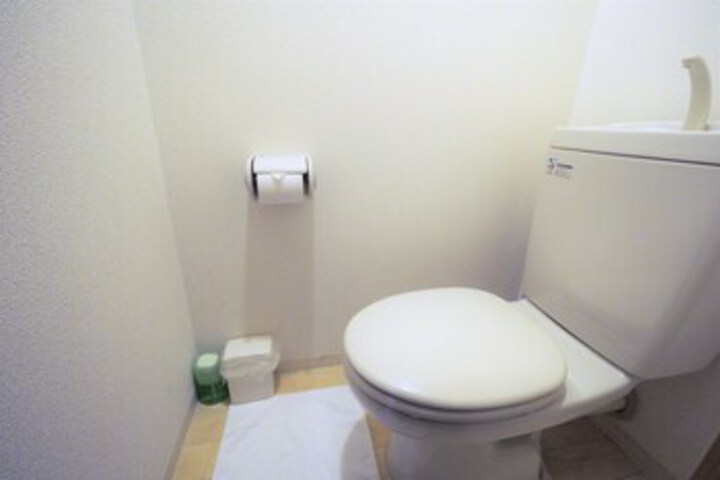 Room 4 of 24