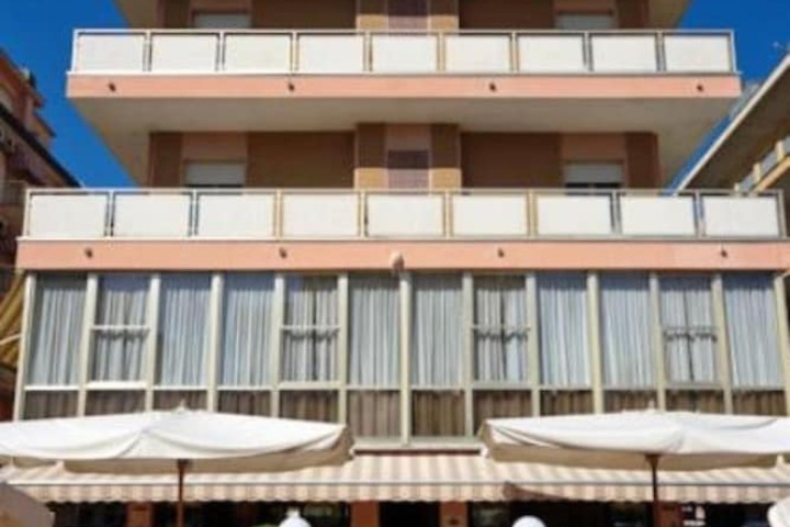 Hotel 22 of 23