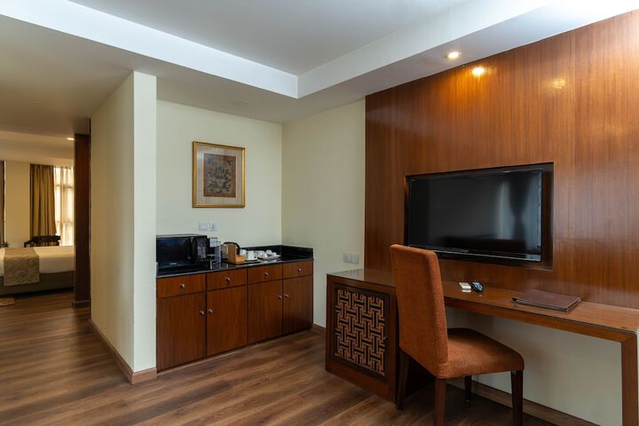 Room 18 of 53