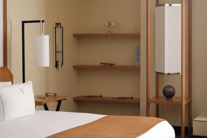 Room 11 of 81