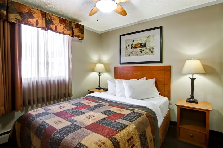 Room 17 of 44