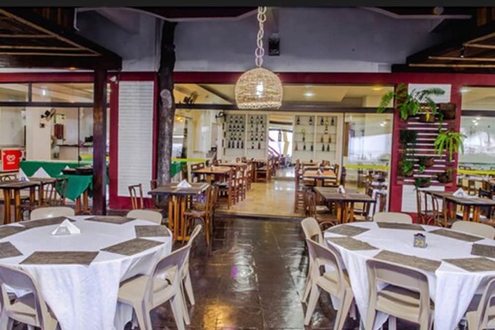 Dining Photos