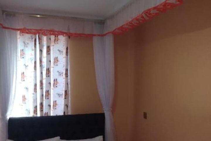 Room 4 of 17
