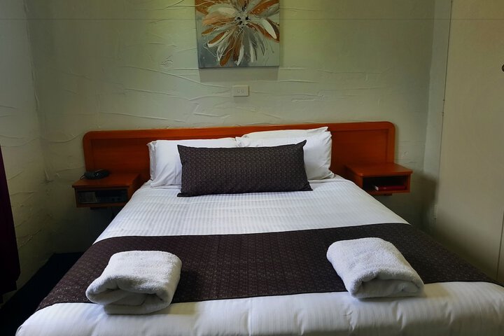 Room 12 of 113