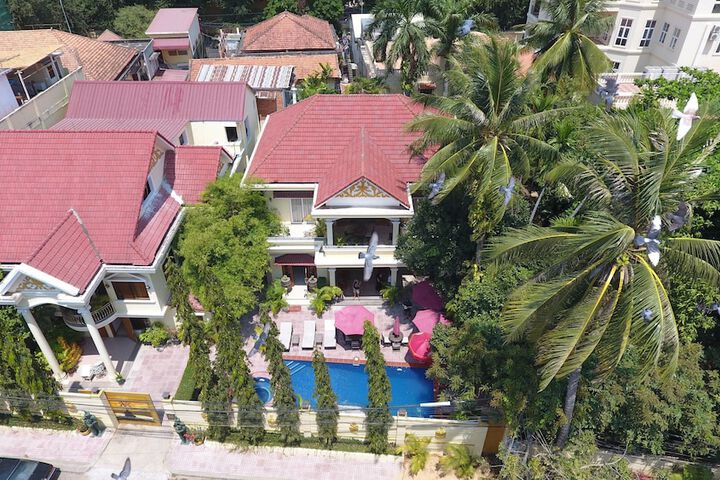 Hotel 83 of 83