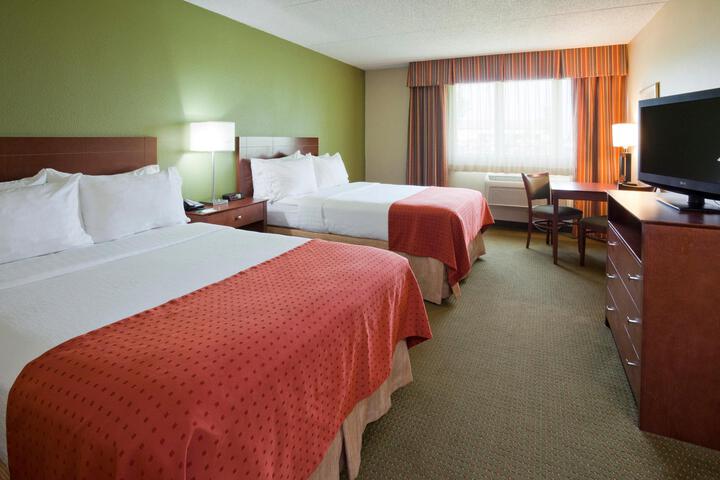 Double Accessible King Size Bed (1 of 2)