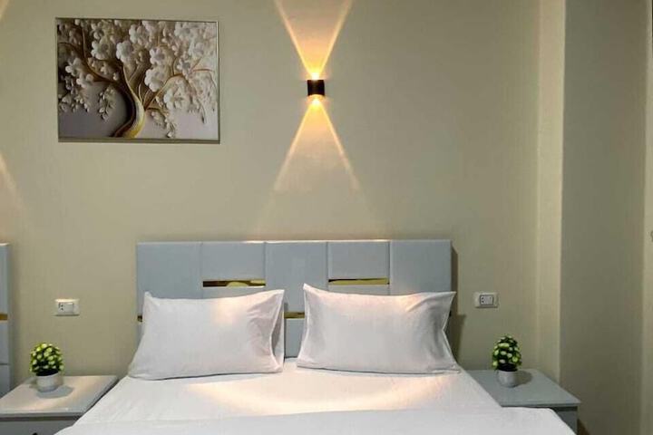 Room 3 of 16