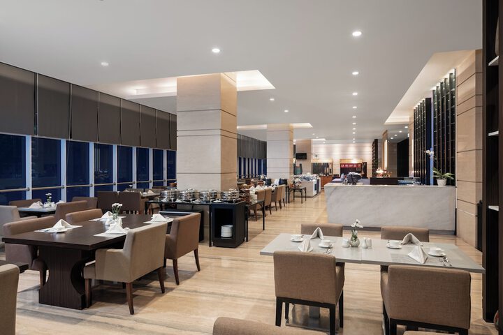 Dining Photos