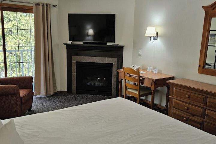 Room 35 of 100