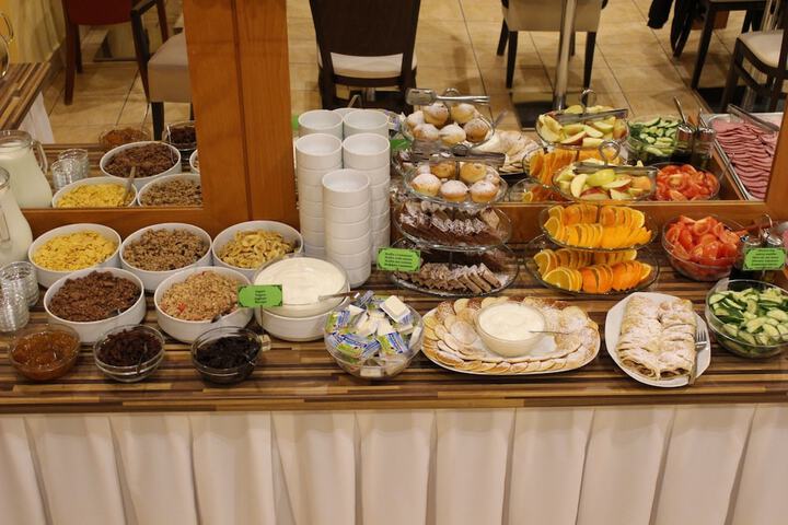 Food court