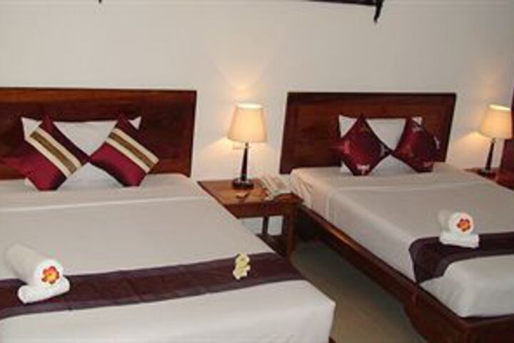 Room 9 of 30