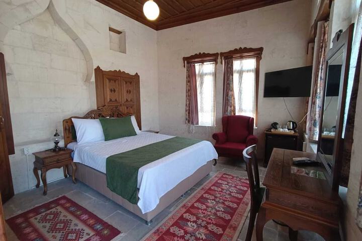 Room 7 of 35