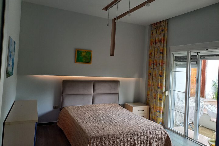 Room 14 of 25