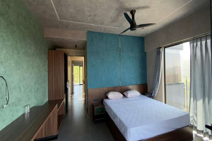 Room 21 of 72
