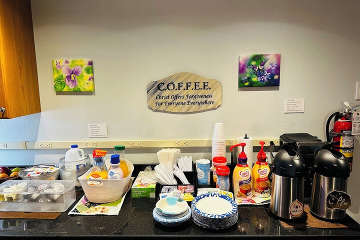 Breakfast/Coffee Service 22 of 27