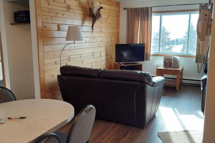 Room 14 of 21