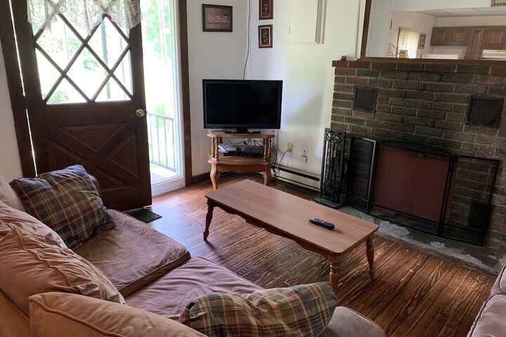 Room 44 of 122