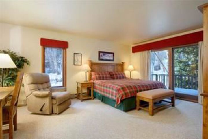 Room 5 of 19