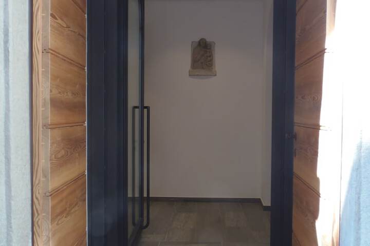 Hotel 61 of 64