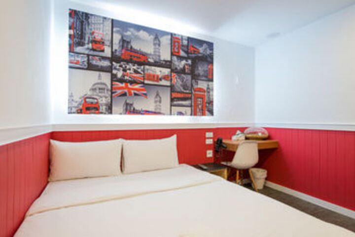 Room 14 of 39
