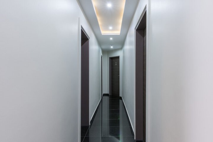 Ballroom/Hall 34 of 38