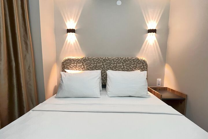 Room 10 of 23