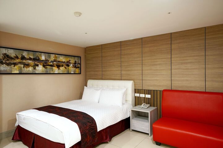 Room 36 of 61