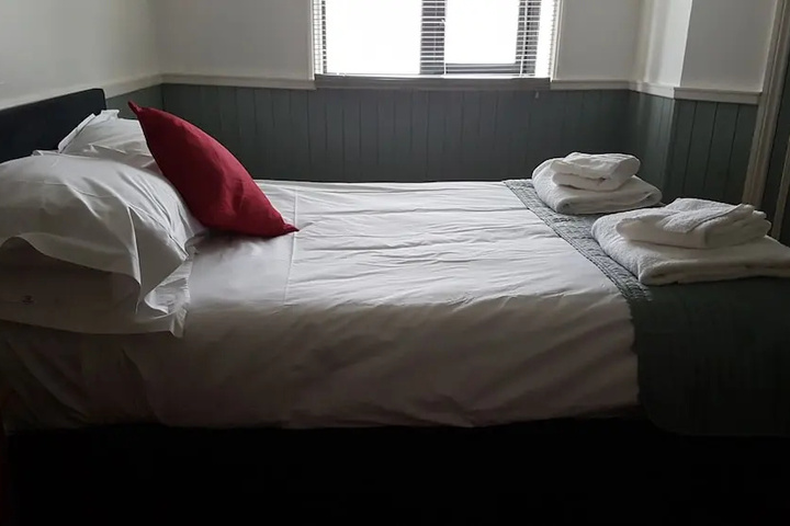 guest_rooms