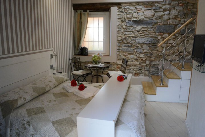 Room 12 of 45
