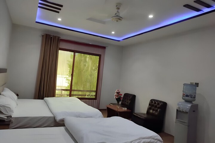 Room 19 of 19