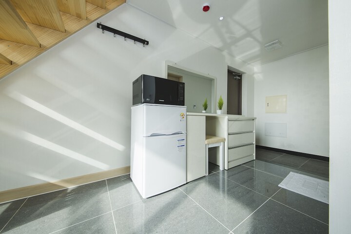 Room 6 of 41