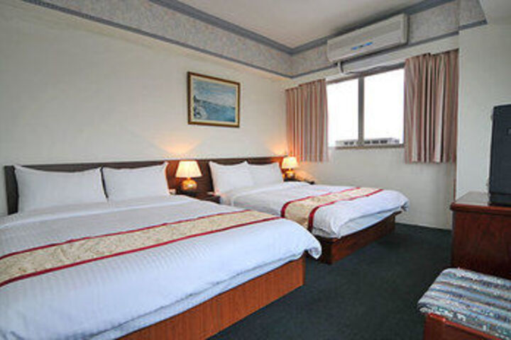 Room 14 of 20