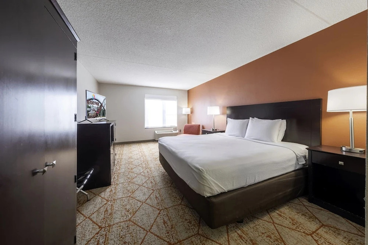 Room 6 of 21