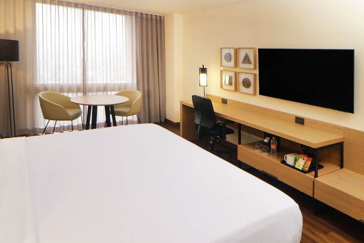 Room 17 of 154