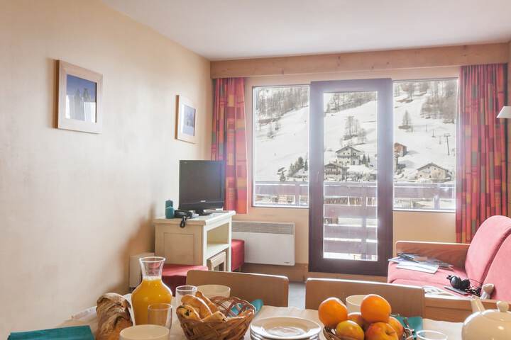 Room 19 of 30