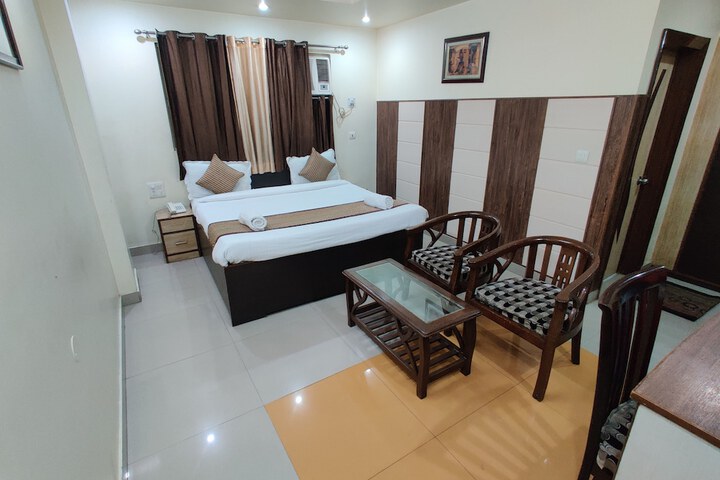 Room 22 of 30