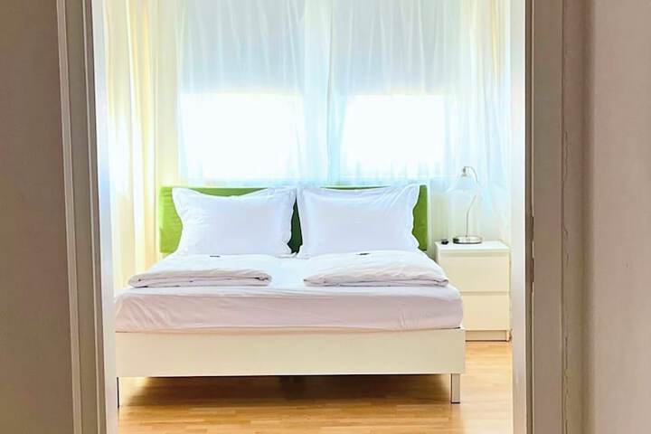 Room 13 of 25