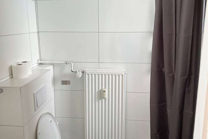 Room 5 of 19
